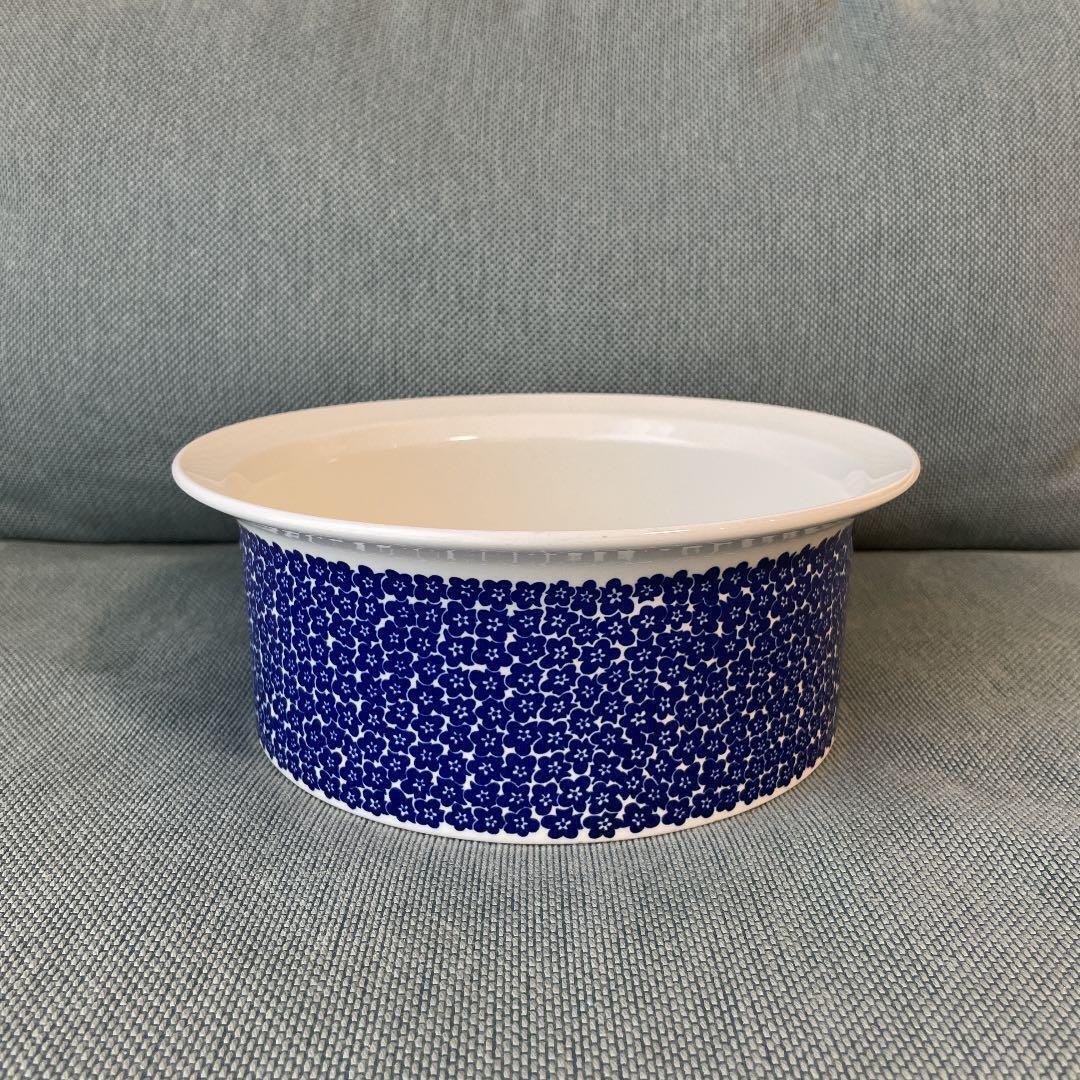 Read more about the article Arabia Faenza Bowl 22Cm Blue