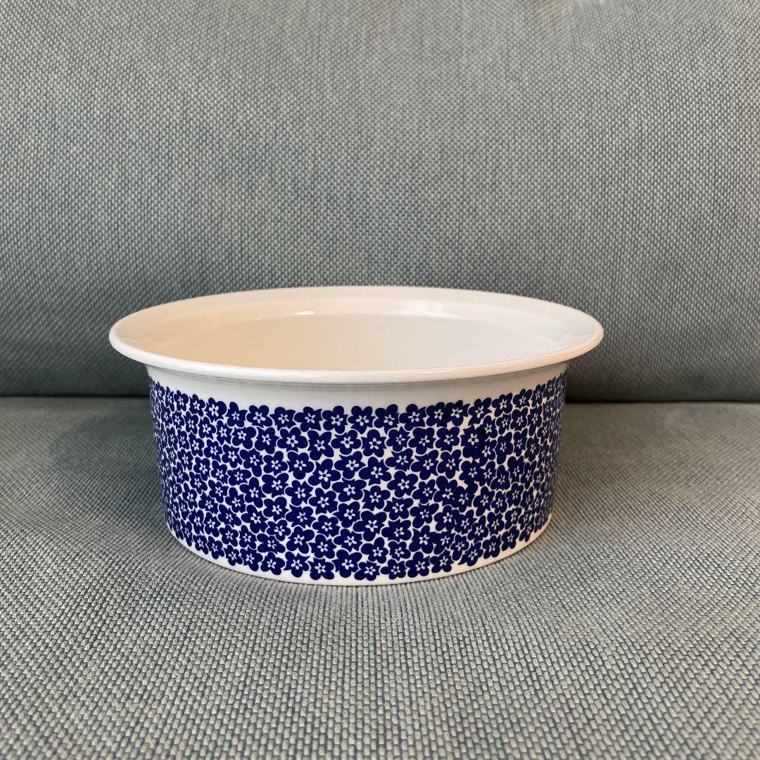 Read more about the article Arabia Faenza Bowl 18.4Cm Blue