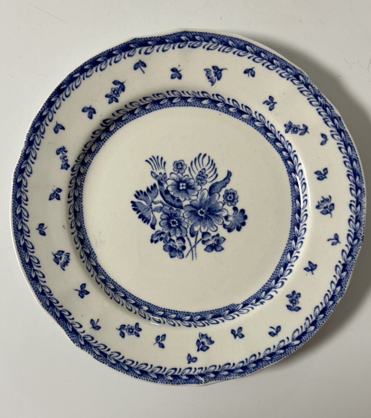 Read more about the article ARABIA OF FINLAND 7.75″ Salad Plate – Finn Flower Blue w/ White Background