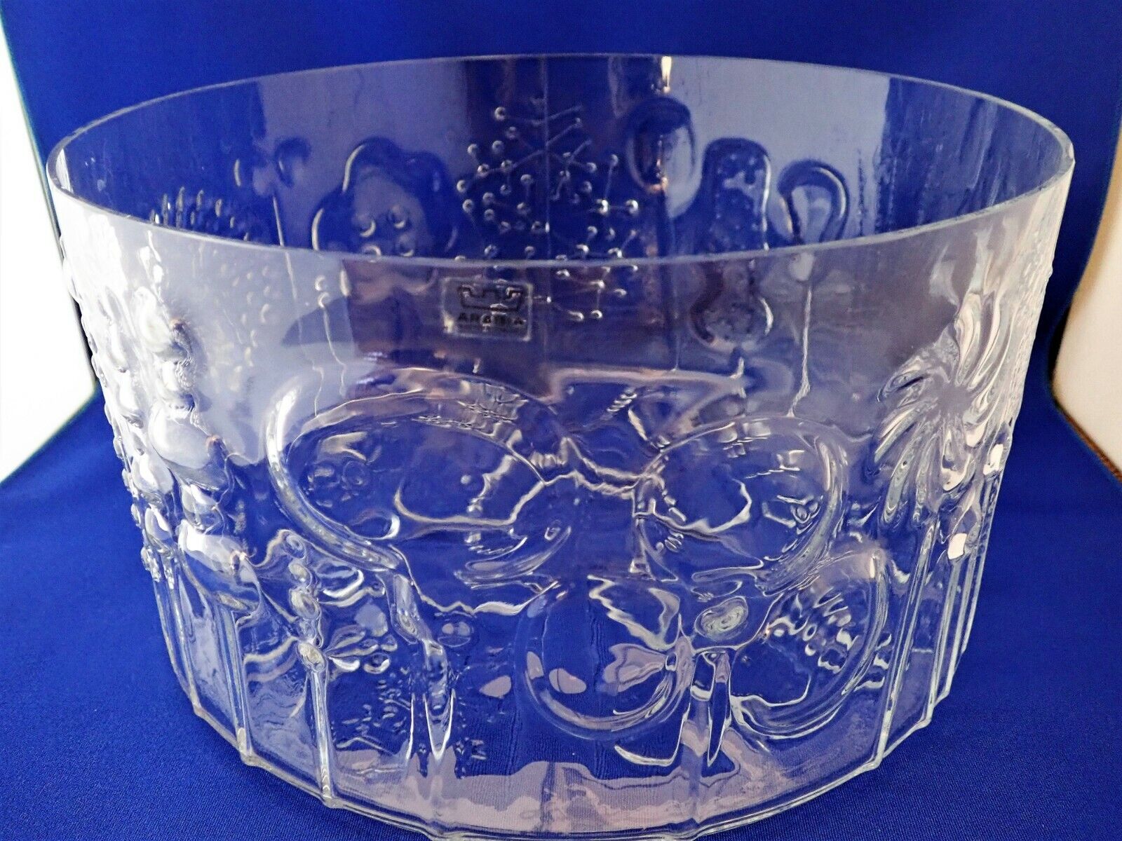 Read more about the article Iittala Scandianvian OIVA TOIKKA Arabia Flora Pattern Glass  Bowl 9 1/2″ Label