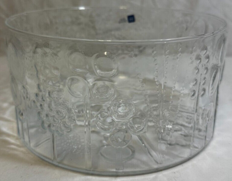 Read more about the article VTG Arabia Finland  7½”  Finn Crystal  Flora Bowl