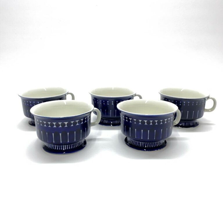 Read more about the article Arabia Valencia Coffee Cup Set of 5 Ulla Procope Cobalt Finland MCM