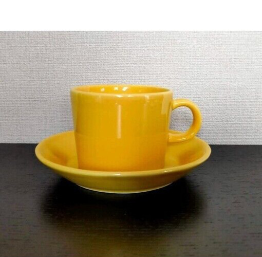 Read more about the article Iittala Arabia Teema Yellow Cup and Saucer Vintage