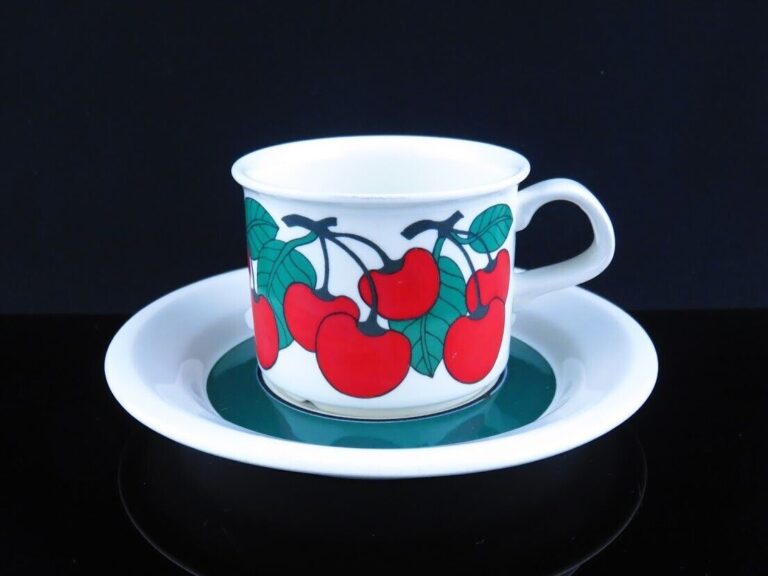 Read more about the article Arabia Kirsikka Coffee Cup Saucer Inkeri Seppala Peter Winquist