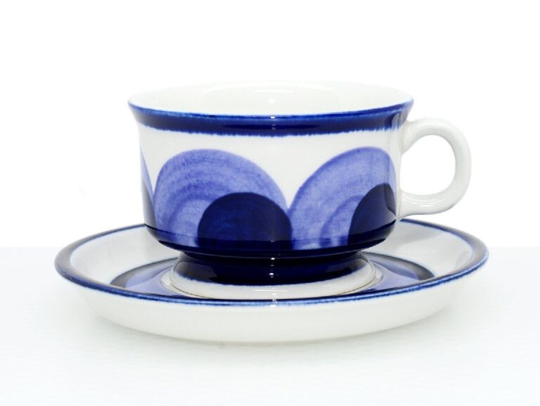Read more about the article Arabia Paju Demitasse Cup Saucer Nordic Vintage General Merchandise
