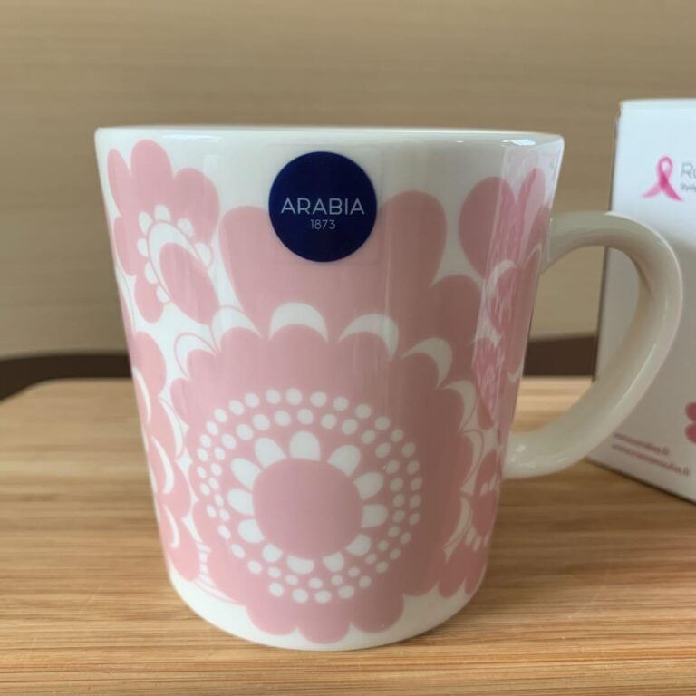 Read more about the article Arabia Esteri Mug Pink Esteritmura Ribbon