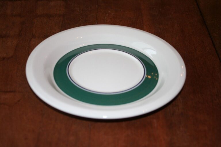 Read more about the article Arabia Finland Kirsikka Saucer Green Stripe 11 Available