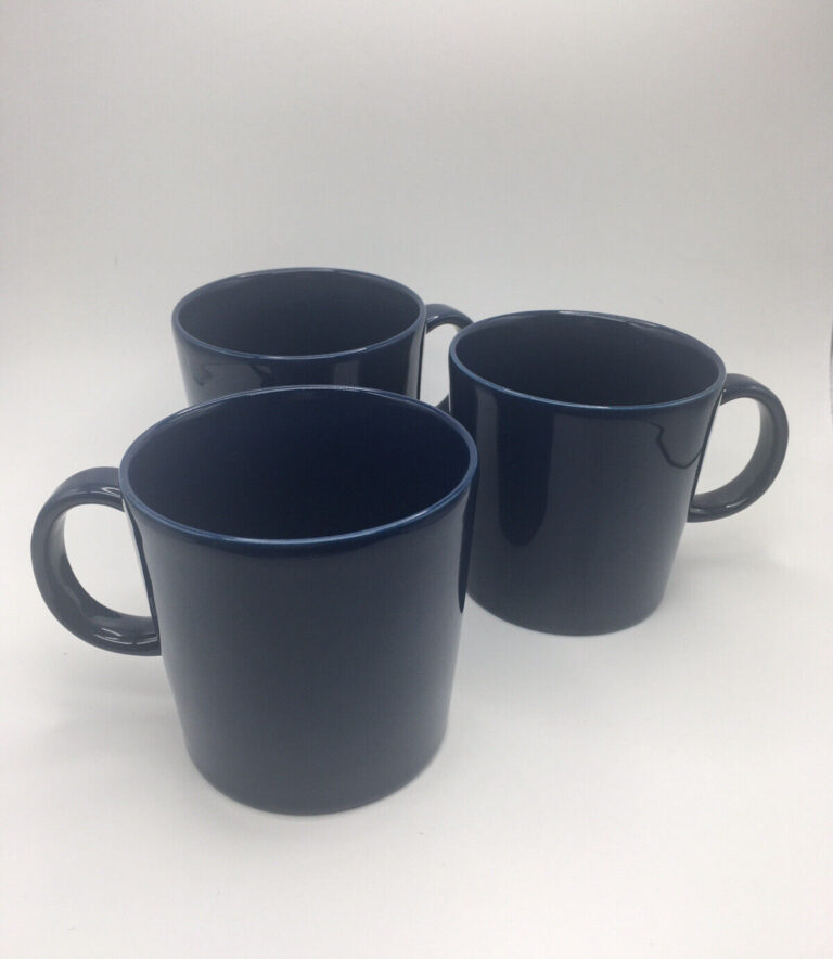 Read more about the article Kaj Franck Arabia Finland “TEEMA” Blue Mug – 3 Available