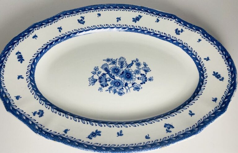 Read more about the article ARABIA Finland FINN FLOWER BLUE 12″ Oval Serving Platter SEE DESC.