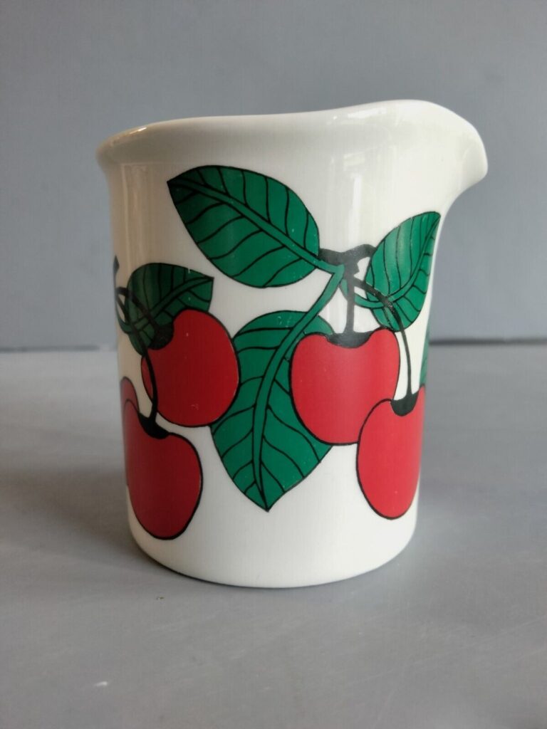 Read more about the article Arabia Finland Kirsikka Cherry Cherries Small Cream Pitcher 2 5/8″