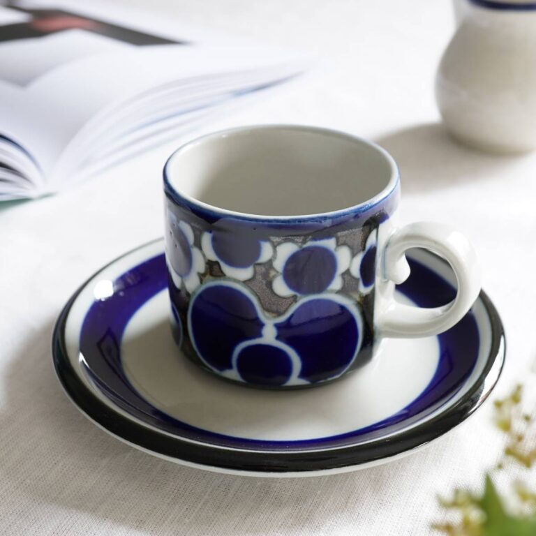 Read more about the article Arabia Sarah Coffee Cup Saucer Saara No.5