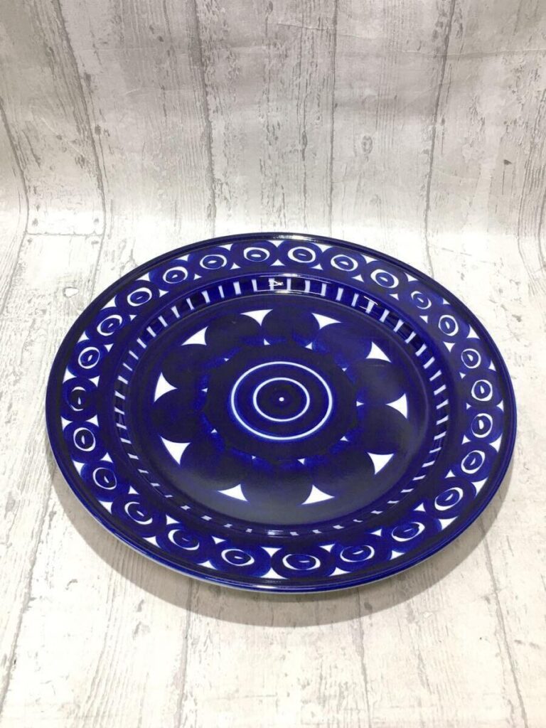 Read more about the article ARABIA #11 Plate blue Valencia 33cm