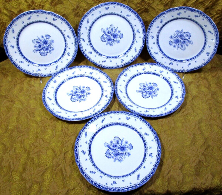 Read more about the article 6 ARABIA of Finland FINN FLOWER Blue LARGE 10 1/4″ DINNER plates