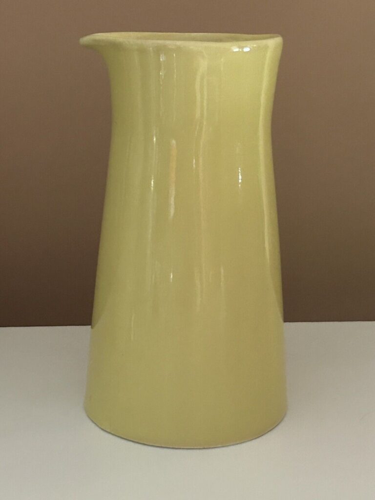 Read more about the article Kaj Franck Yellow Teema Ewer Pitcher Iittala Arabia Finland Vintage