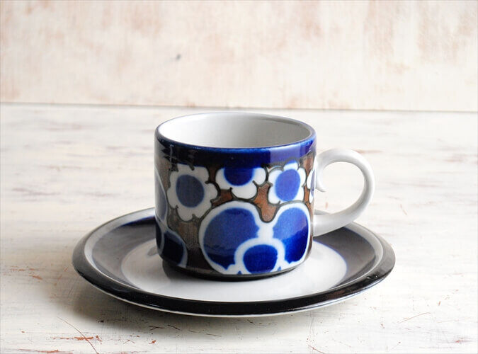 Read more about the article ARABIA #12 Size Saara Tea Cup Saucer Sala Scandinavian