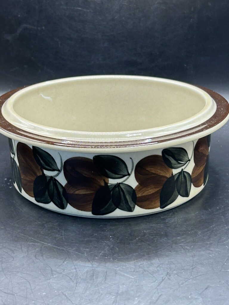 Read more about the article Arabia Finland Ruija Troubadour 7″ Vegetable Bowl #2