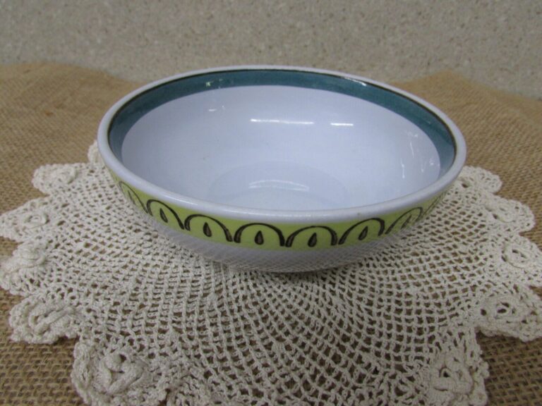 Read more about the article ARABIA FINLAND CROWNBAND PATERN DESSERT BOWL 5″