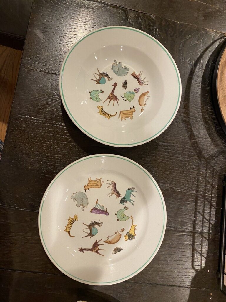 Read more about the article Vintage Arabia Of Finland Animal Parade Children’s Bowl And Plate