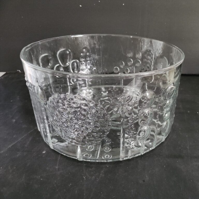 Read more about the article VINTAGE 1960’S MCM OIVA TOIKKA FLORA PATTERN 9.5″ SERVE BOWL IITTALA ARABIA LQQK