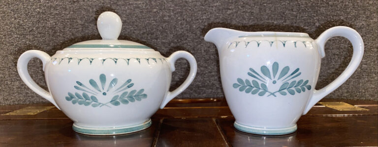 Read more about the article ARABIA FINLAND GREEN THISTLE HAND PAINTED SUGAR BOWL with LID and CREAMER