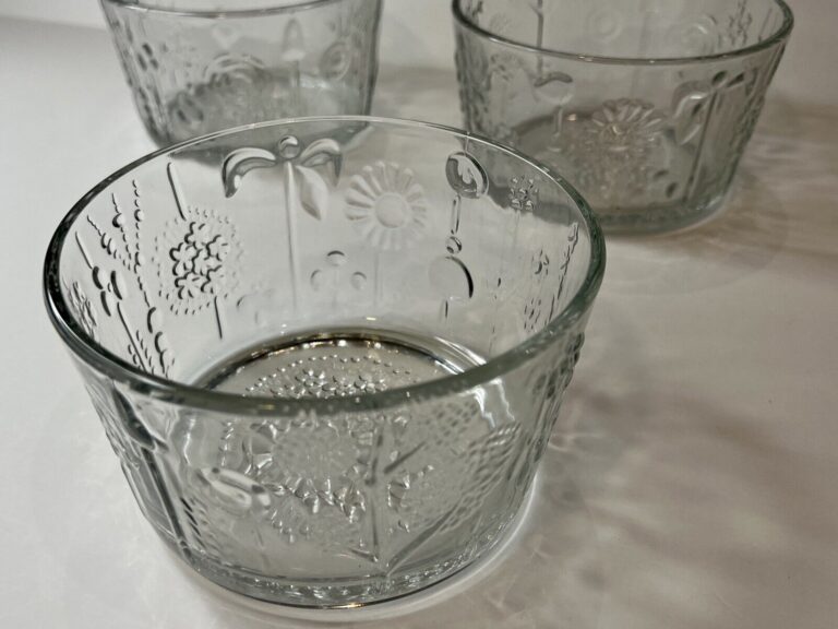 Read more about the article VINTAGE Nuutajarvi Iittala Arabia Finland Oiva Toikka Clear Glass Flora Bowl