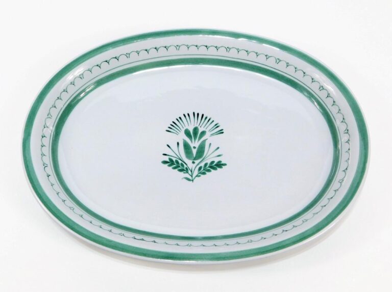 Read more about the article REDUCED ARABIA FINLAND GREEN THISTLE HAND PAINTED  OVAL SERVING PLATTER 14 1/8″