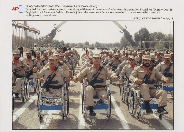 Read more about the article Iraq Baghdad Soldiers Military Parade War Saddam Army A23A2818 Original  Photo