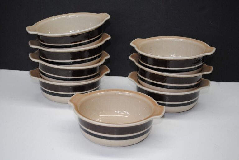 Read more about the article NEW-COLLECTIBLE ARABIA FINLAND RUIJA TROUBADOUR LUGGED BOWLS (SET OF 8)