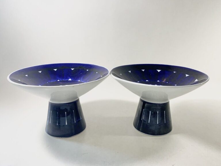 Read more about the article 2x Arabia Valencia Ulla Procope Pedestal Candle Holders