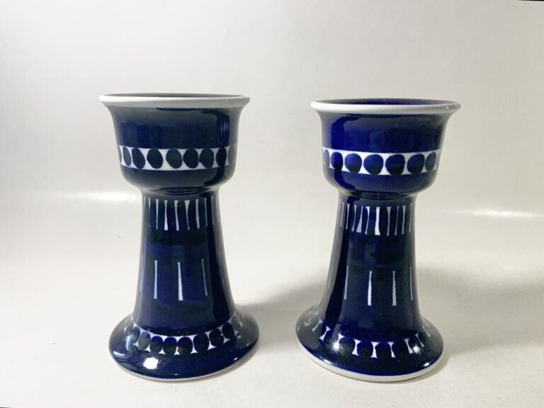 Read more about the article 2x Arabia Valencia Ulla Procope Pedestal Egg Cups