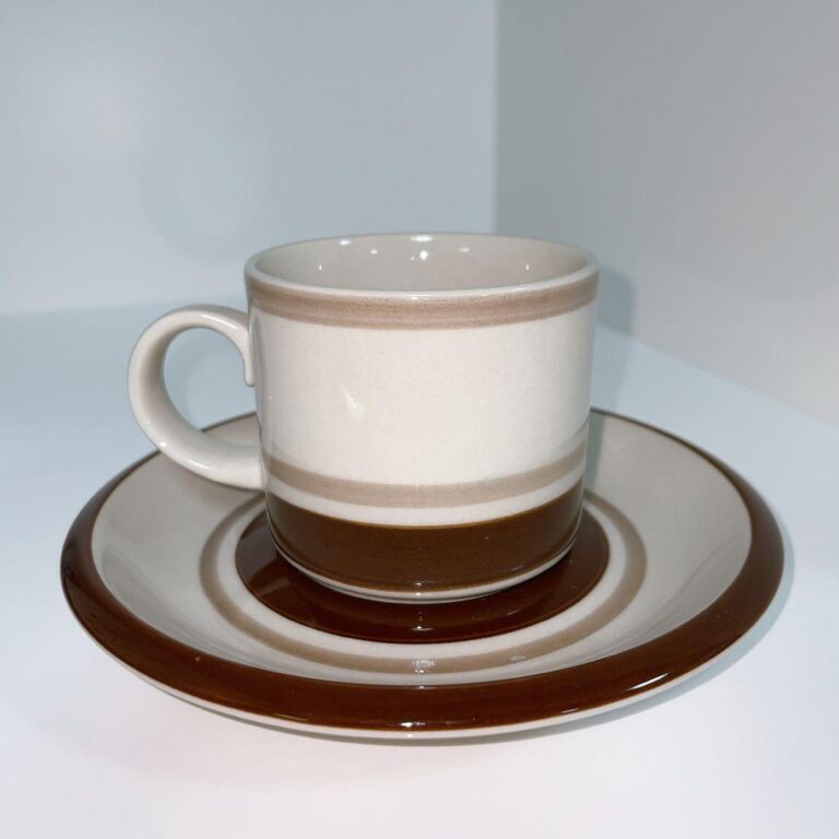 Read more about the article Arabia Pirtti Mocca Cup And Saucer