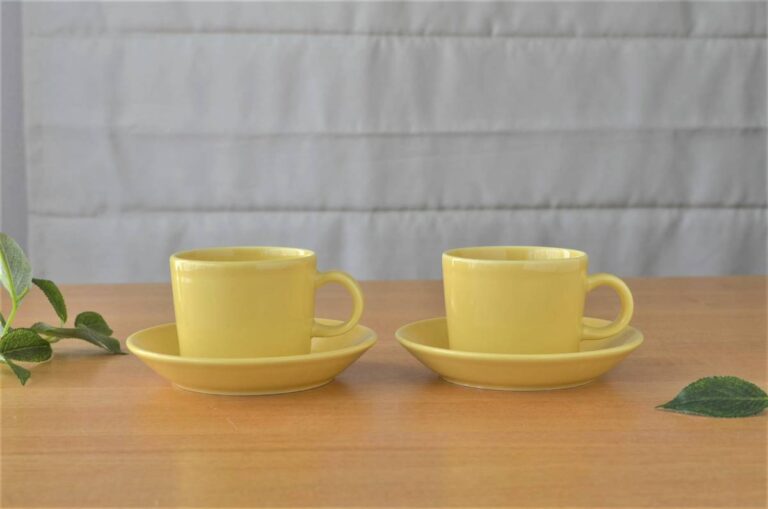 Read more about the article Arabia Teema Yellow Coffee Cup Saucer Set Of No.21272