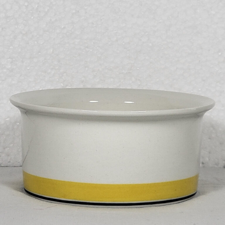 Read more about the article Arabia Finland Faenza Yellow Stripe Dipping Bowl 4 1/4 inch Dia 1 3/4 inch Deep