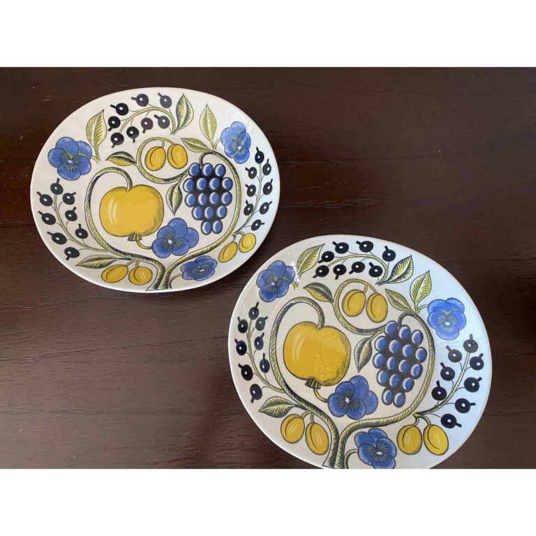 Read more about the article Arabia Finland set of 2 Paratiisi Oval Serving Bowls  9-69