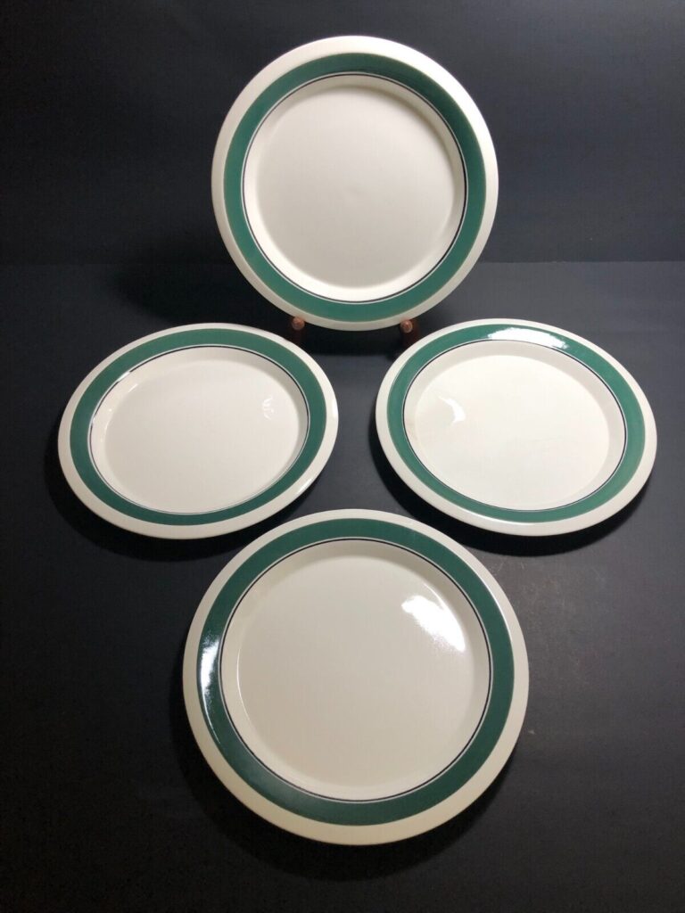 Read more about the article Set 4 Vintage Arabia Finland Kirsikka Green Stripe 8″ Salad Plate Scandinavian