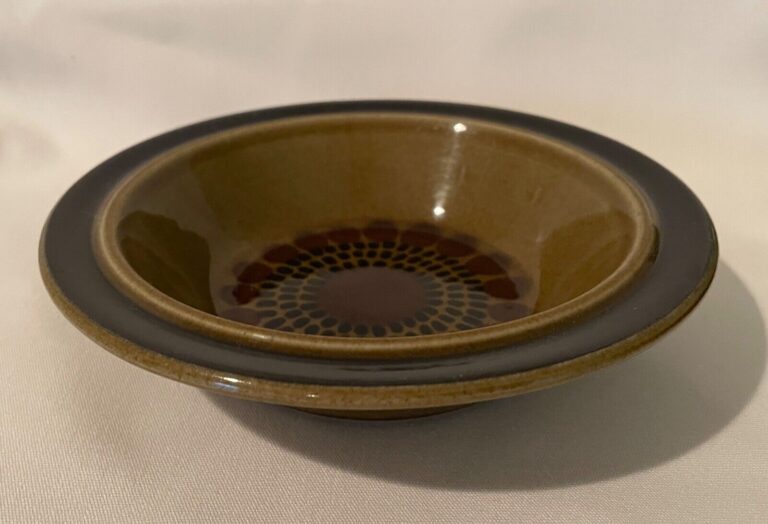 Read more about the article Arabia China Pottery Kosmos Cereal/Soup Bowl Excellent Vintage Condition Finland