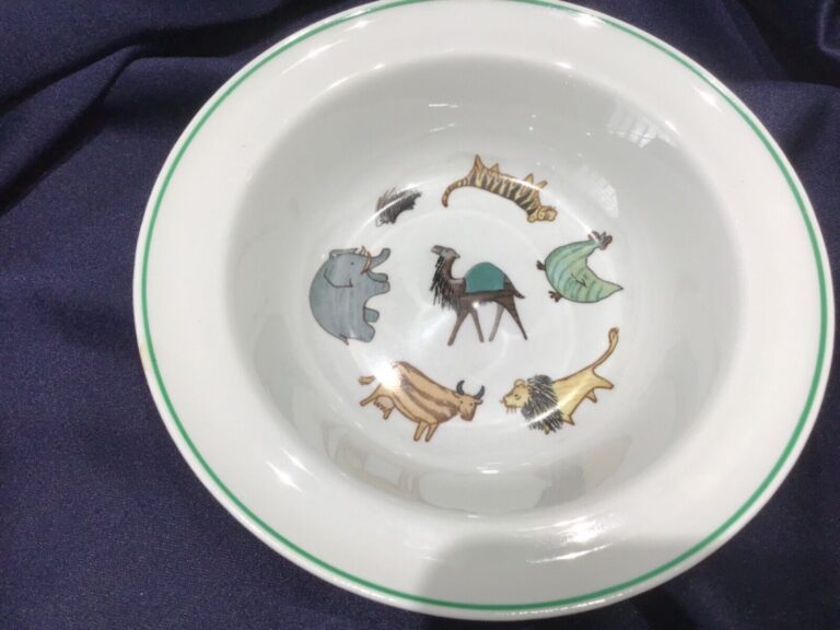 Read more about the article ARABIA FINLAND ZOO ANIMAL PARADE child BOWL mid century modern! EXCELLENT!! MCM