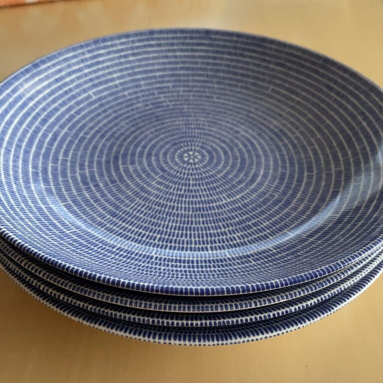 Read more about the article Arabia 24H Avec Blue Pasta Plate 24Cm Set Of