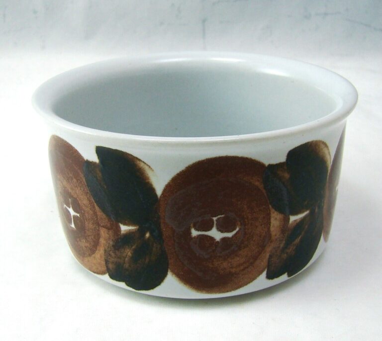 Read more about the article Arabia of Finland ROSMARIN BROWN Ramekin Open Sugar Bowl EXCELLENT