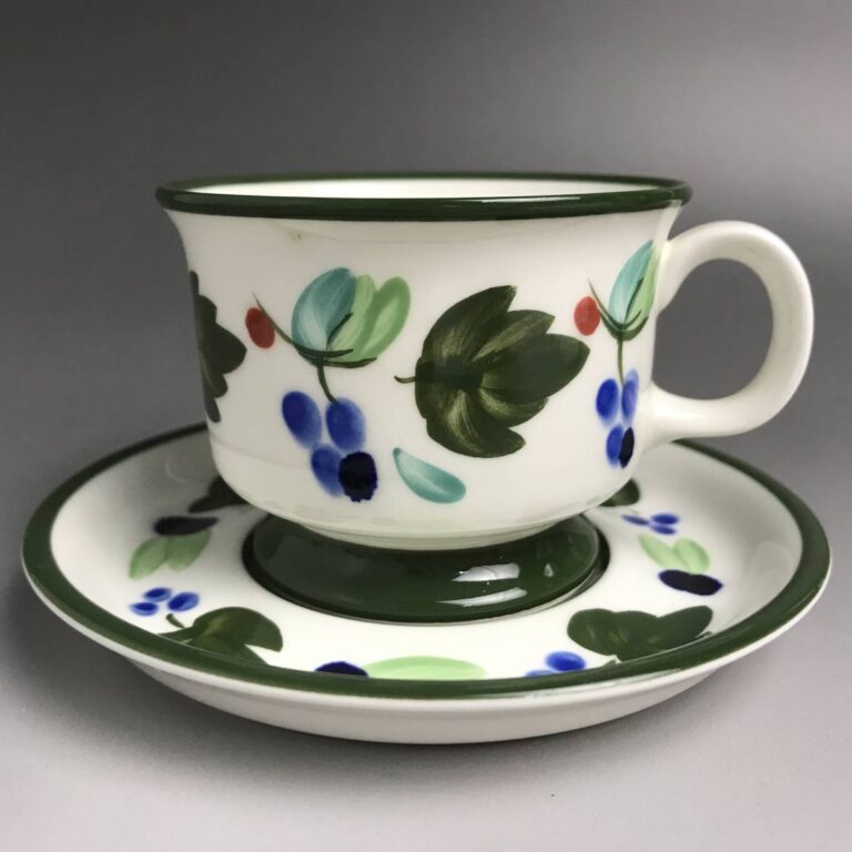 Read more about the article Ut8/19 Arabia Palermo Cup Saucer Scandinavian Tableware Finland Ula Prokoppe Cof