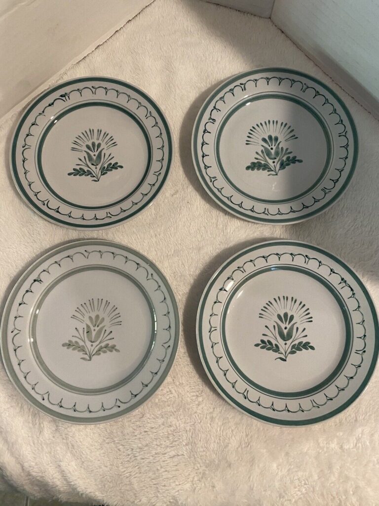 Read more about the article 4 Arabia Of Finland Green Thistle Bread and Butter Plate Plates 5 3/4 Inch (set 2)