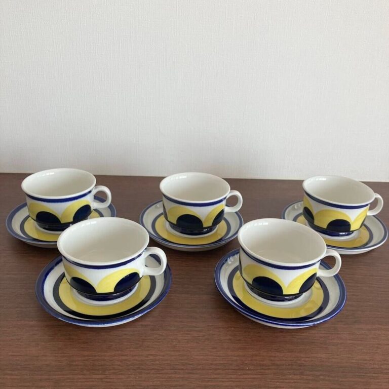 Read more about the article ARABIA Finland Paju Cup Saucer 5 Set