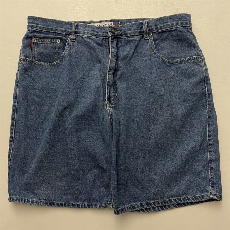 Read more about the article VTG Bugle Boy Jeans 40 x 10″ 750 Blue Dark Wash Jean Shorts