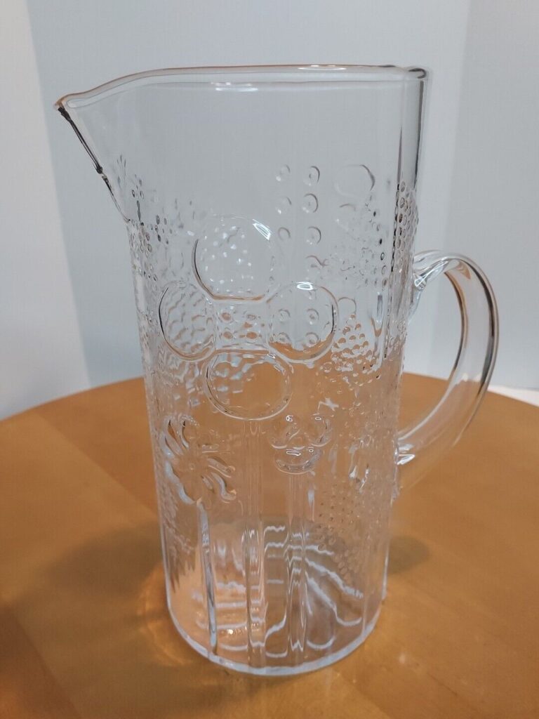 Read more about the article Stunning Oiva Toikka Flora Clear Jug Pitcher Finland Iittala Arabia PRISTINE!