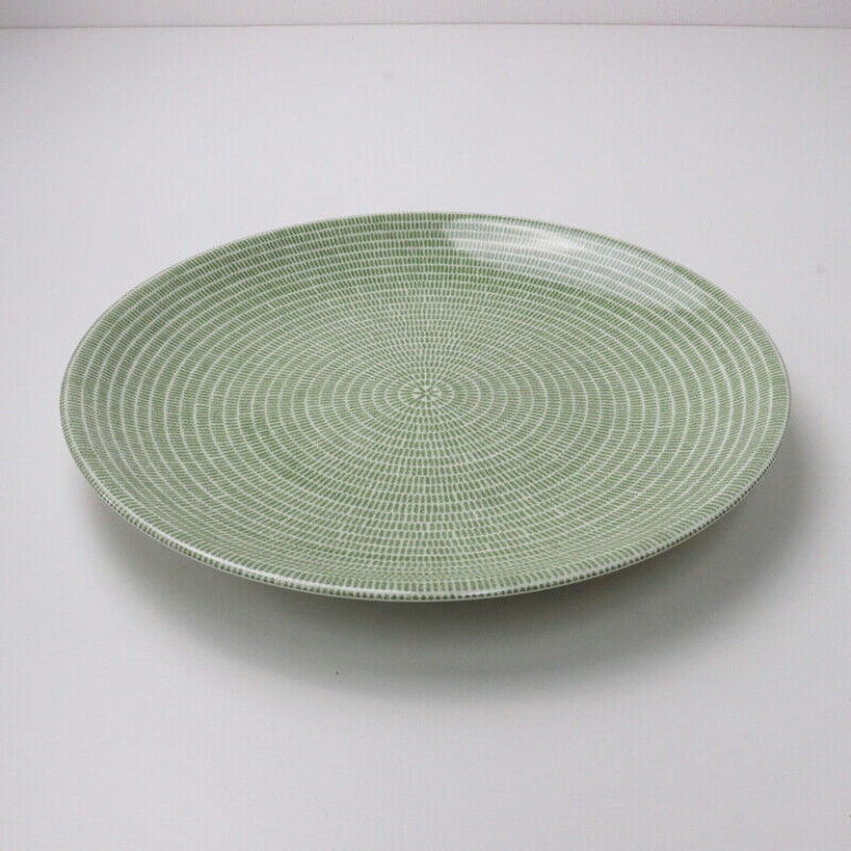 Read more about the article Arabia 24H Avec Plate 26Cm Green 2400013626057 Used