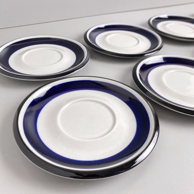 Read more about the article 8 ARABIA Martsila Finland SAARA Stoneware Blue Stripe Saucers 6.25” – Set Of 8