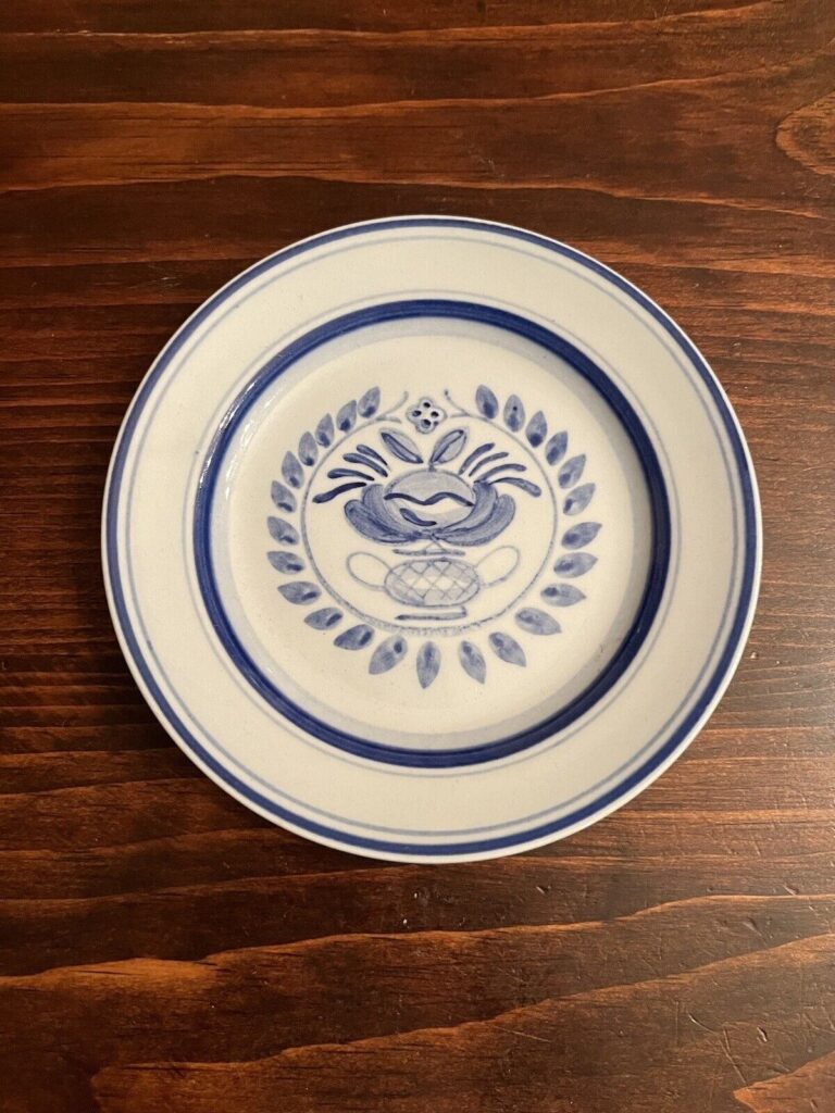 Read more about the article Vintage Arabia Finland Blue Rose Bread And Butter Plate Flower Replacement