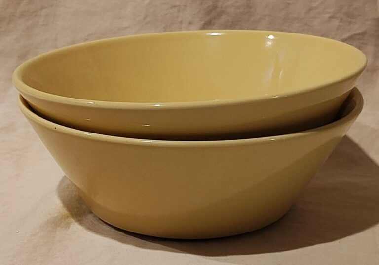 Read more about the article Set Of 2 Arabia Teema Yellow Soup Cereal Bowls 6″ by Kaj Franck Finland