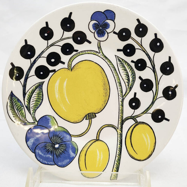 Read more about the article PARATIISI by Arabia Bread and Butter Plate 6.75″ NEW NEVER USED made in Finalnd