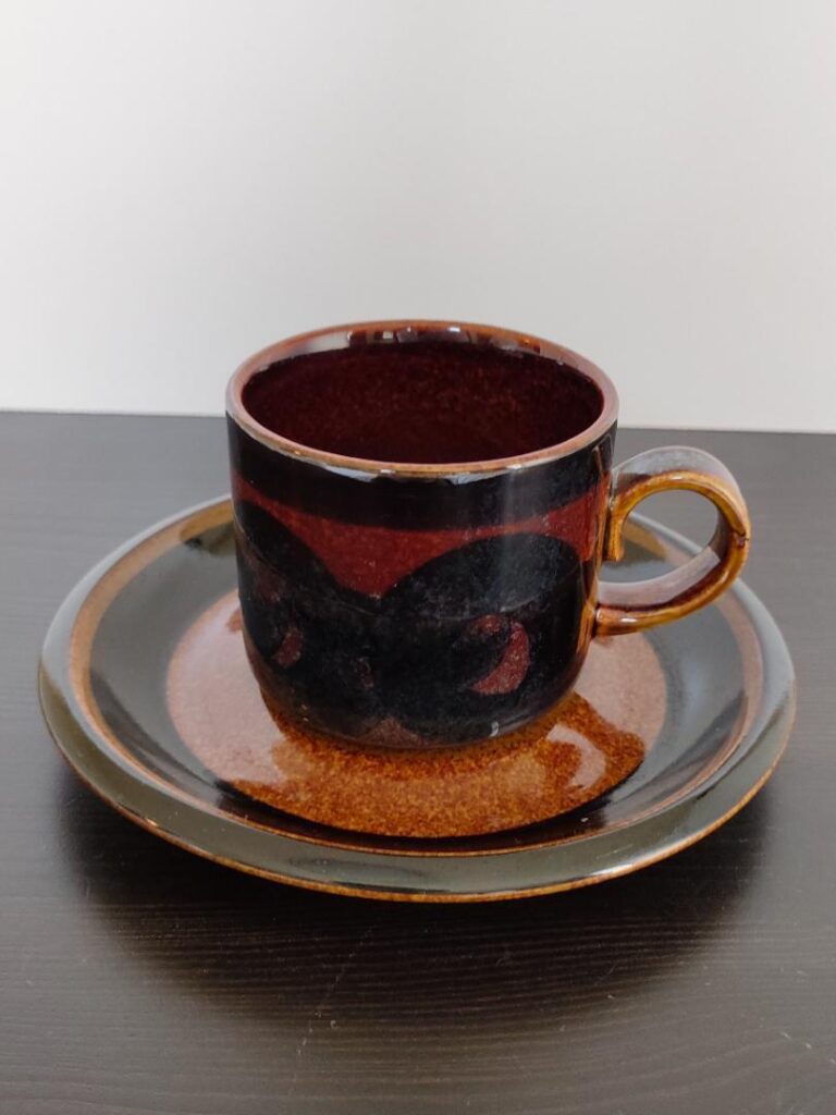 Read more about the article Arabic Soraya Coffee Cup Saucer F